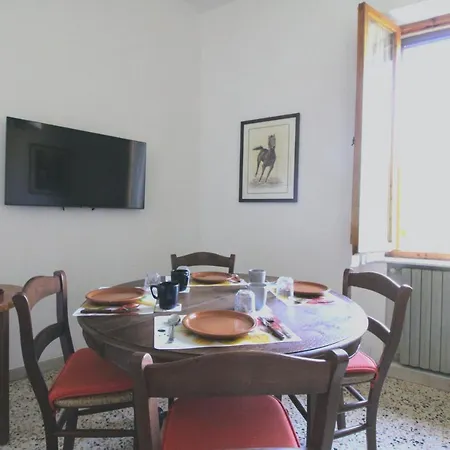 Noa's Balcony 아파트 시에나