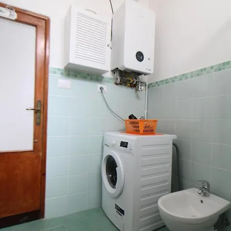 Noa's Balcony Sienne